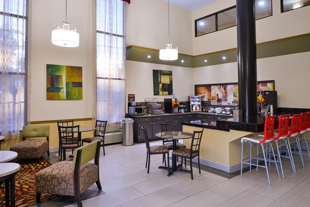 America'S Best Value Inn & Suites-Клинтон Экстерьер фото