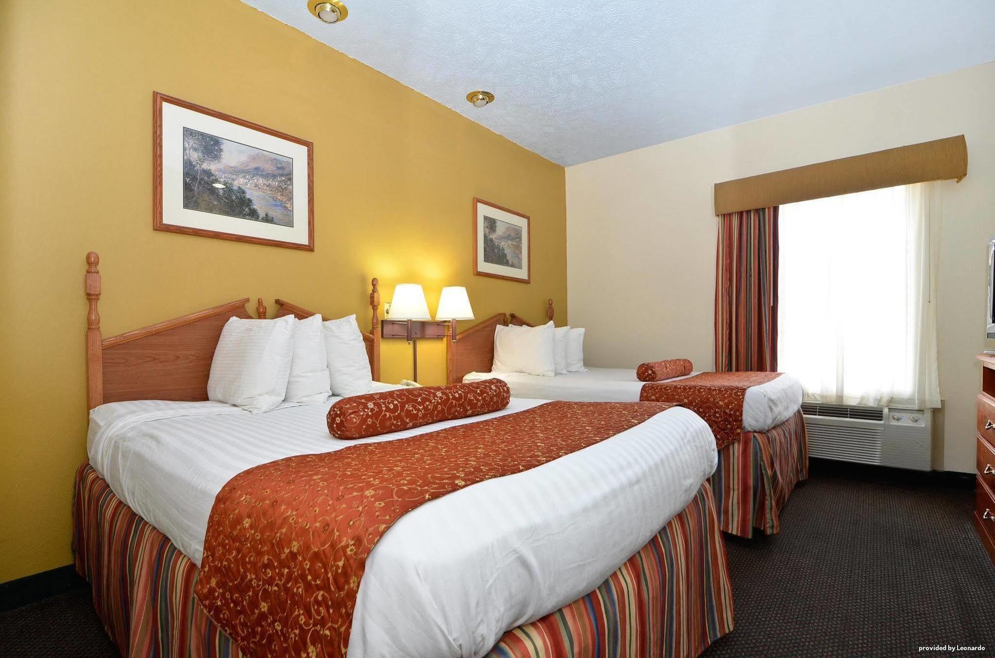 America'S Best Value Inn & Suites-Клинтон Экстерьер фото